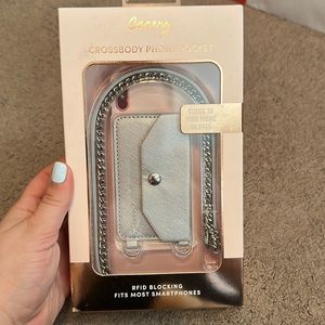 CASERY crossbody phone pocket